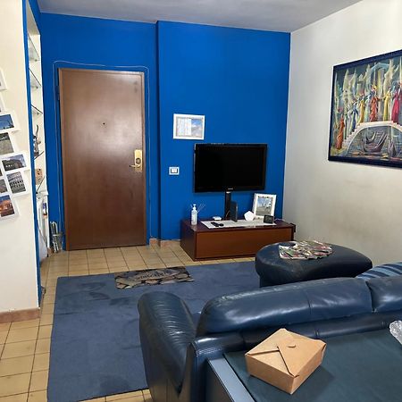 Grelly'S House - Holiday In Rome - 50 Meters From The Metro Esterno foto